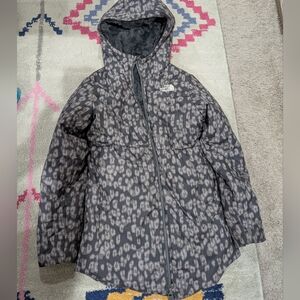 North Face Girls Heavy Coat - Reversible/Black/Cheetah Print - Girls Size 10/12